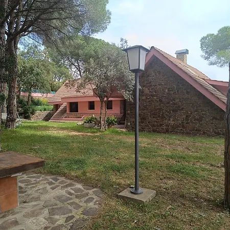 Holiday home House With A Large Garden And A Pool *